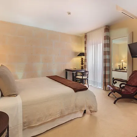 San Miguel 3* マオー