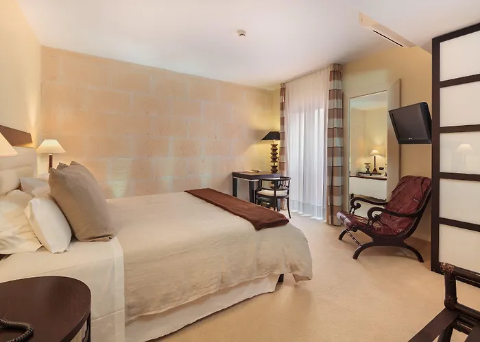 San Miguel 3* Mahón