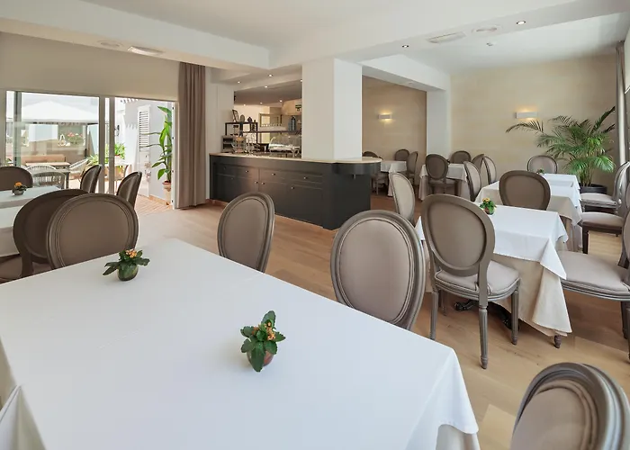 San Miguel 3* マオー