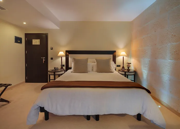 San Miguel マオー